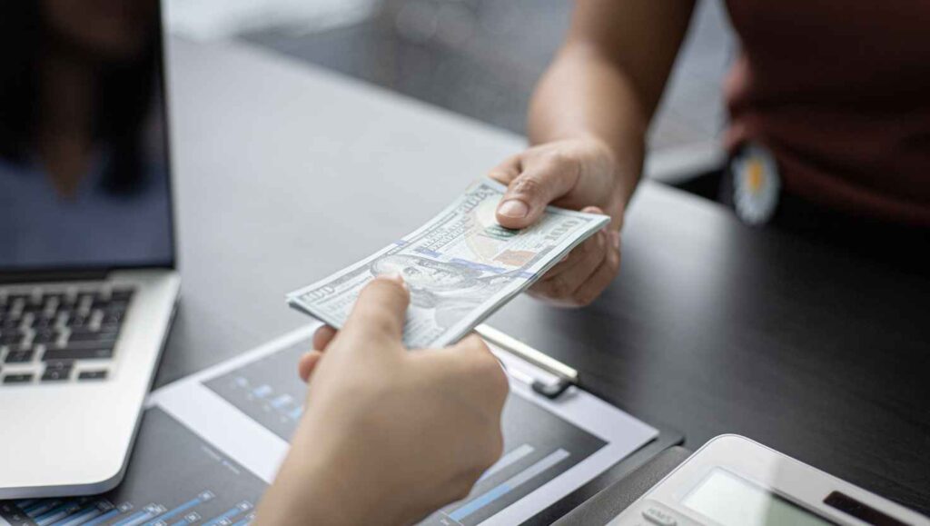 שירותי גבייה לעסקים